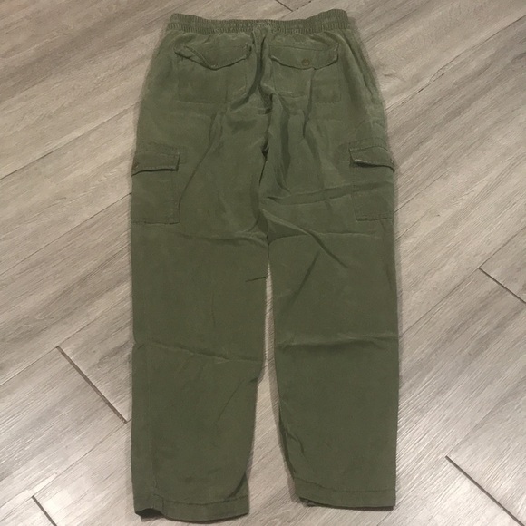 Lucky Brand Olive Green Cargo Style Pull-On Baggy Ankle Pants size XS - Picture 5 of 8